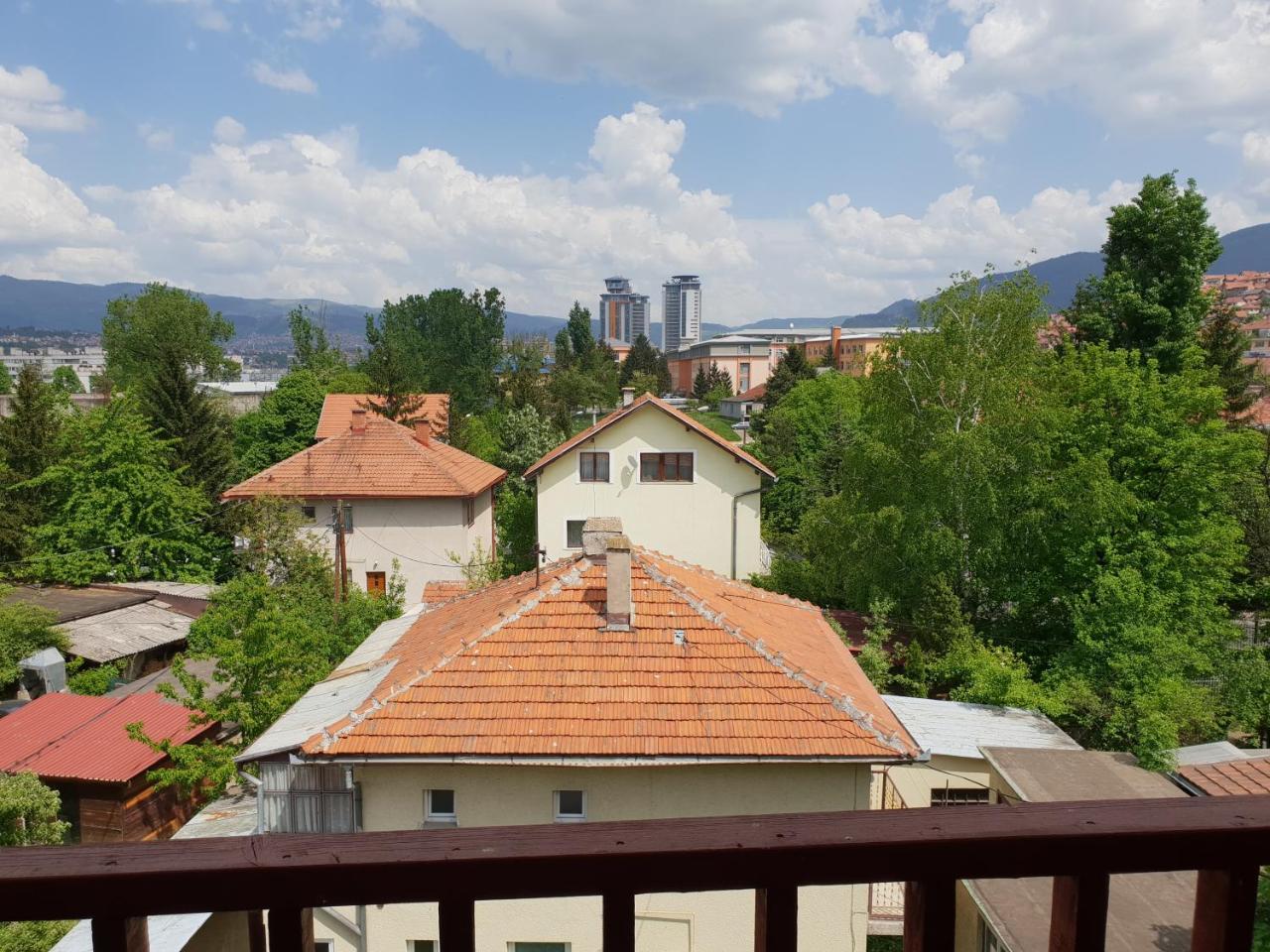Hostel Gonzo Sarajevo Exterior photo